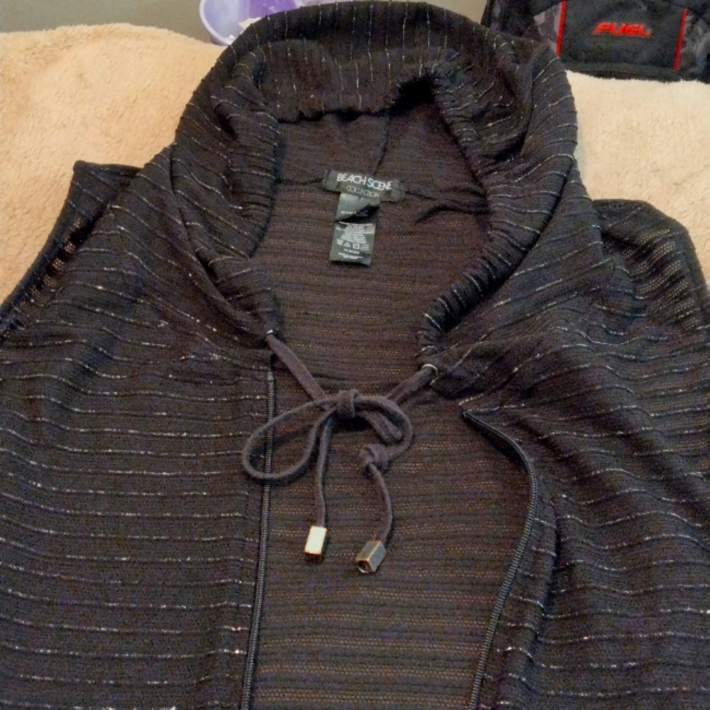Beach Scene wear black